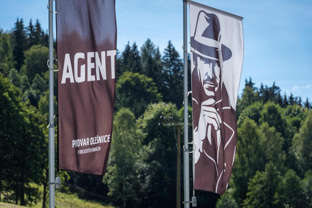 Pivovar A Penzion Agent Olesnice v Orlickych horach Eksteriør bilde